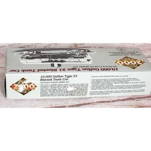 Proto 2000 Series 10,000 Gallon Type 21 Riveted Tank Car HO Scale - Model Train - Picture 11 of 16